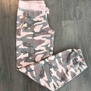 Kings of Cole pink camo sweatpants size medium